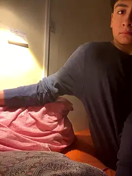 hungspanishtwink online show from January 9, 9:47 am