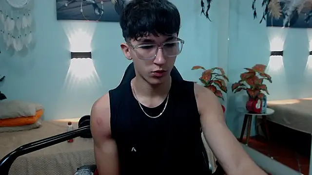 jeremy job online show from February 18, 11:30 am