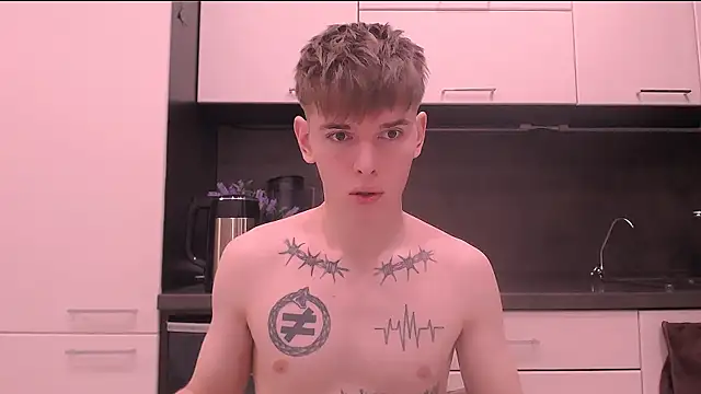 Fredd Xanders online show from March 11, 7:10 pm