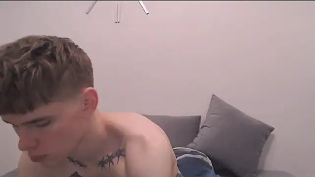 Fredd Xanders online show from April 16, 12:10 am