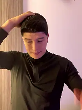 Goldenknight33 online show from January 17, 3:59 pm