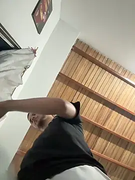 Liam Mateo online show from February 15, 4:29 am