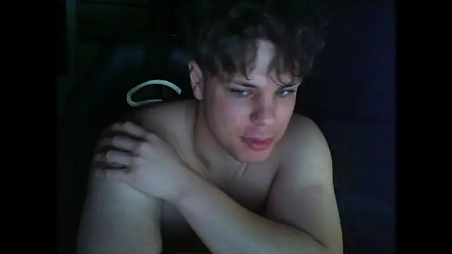 GymGuy0505 online show from March 8, 7:51 pm