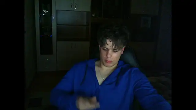 GymGuy0505 online show from April 18, 10:20 pm