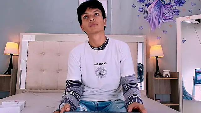 Joseph Gonzalez online show from March 11, 7:10 pm