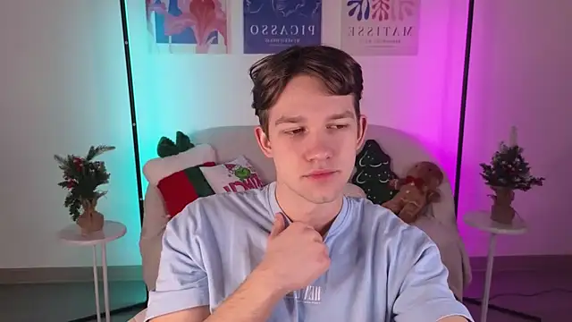 JamesRaww online show from January 16, 5:43 am