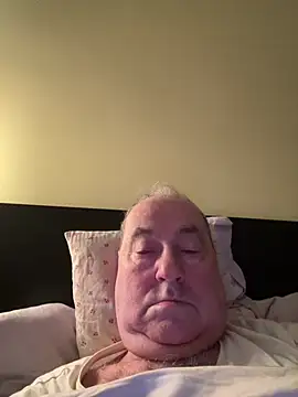 csikar online show from April 16, 4:01 am