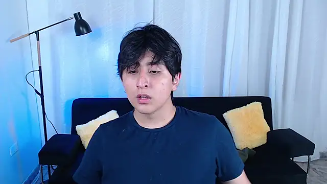 Zyan18 online show from January 8, 8:47 pm