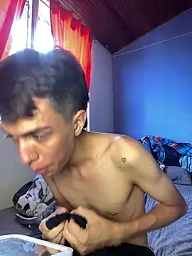 Juan Gomezz26 online show from April 11, 9:40 pm