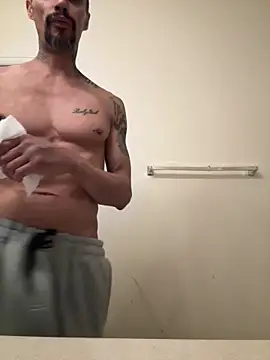 faces818 online show from April 1, 4:15 pm