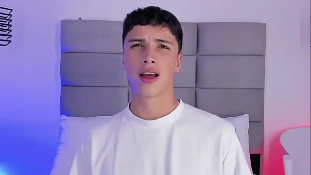 JoshClaarktt online show from May 23, 4:07 am