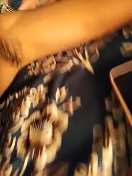 susuadult online show from December 14, 6:48 pm