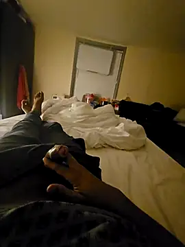 Gnax1 online show from December 18, 4:47 pm