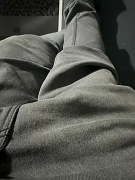 ronalx0 online show from January 19, 10:39 am