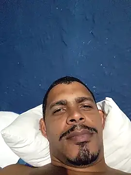 marreta240675 online show from April 13, 11:11 am