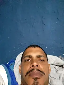 marreta240675 online show from April 10, 8:54 am