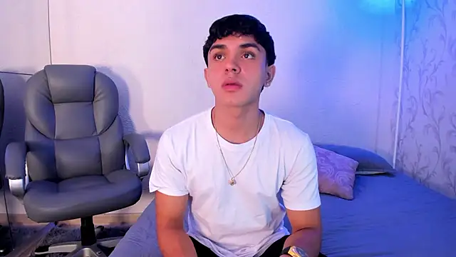  TaylorBlack online show from January 14, 11:37 am