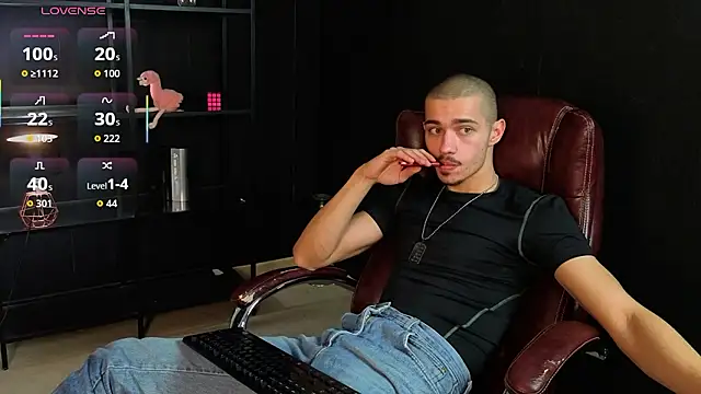 KaydenDrew online show from March 19, 6:05 am