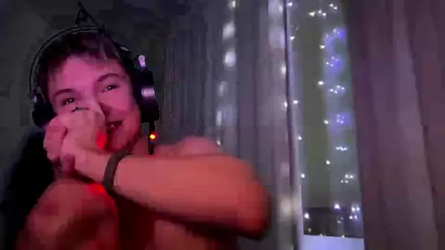 MilesSwanson online show from December 21, 2:08 am