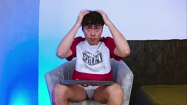 ITHAN DREAMBOY online show from February 25, 2:07 pm