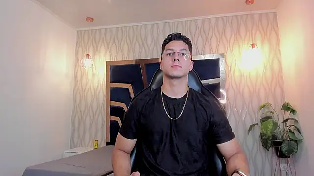 Noah Clarkk online show from March 21, 5:28 pm