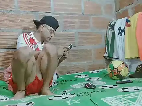 Alphamaster 92 online show from February 20, 1:46 pm