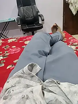 hydhunk26 online show from February 19, 6:21 am