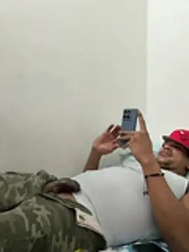 bigdick211292 online show from July 2, 3:23 am