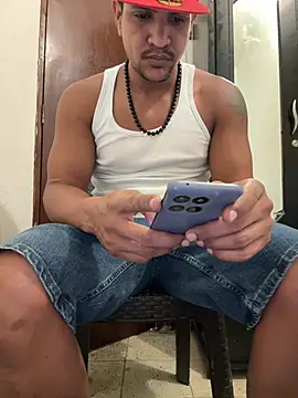 bigdick211292 online show from June 23, 4:43 pm