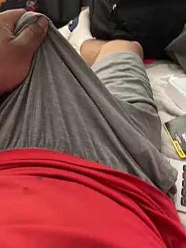 elpapigrande12 online show from March 24, 2:17 am