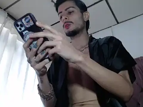 levconnor online show from February 14, 3:18 pm