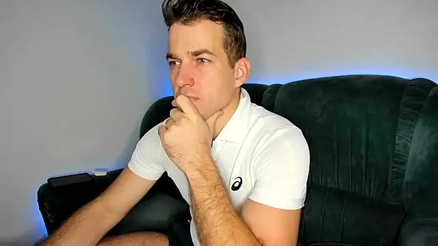 OskarGradient online show from January 8, 5:45 am