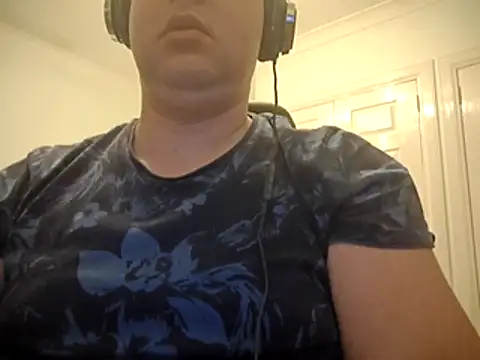 thetalldude265 online show from March 29, 4:34 am