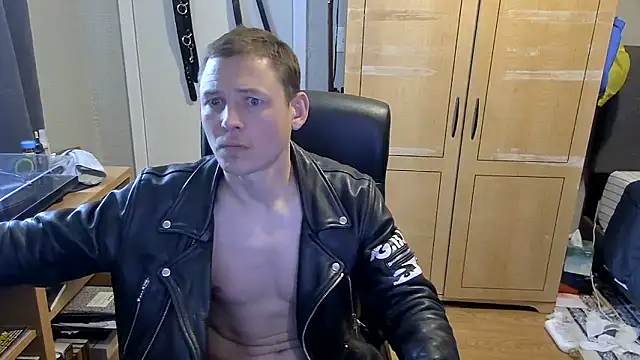 AurinSky online show from June 9, 10:44 pm