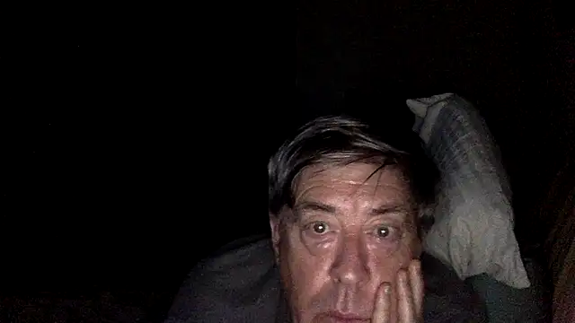 alfredo10011 online show from August 3, 7:53 pm
