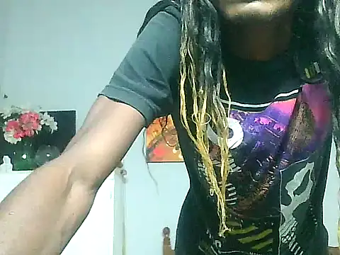 fetichefantasi24cm online show from January 15, 12:14 am