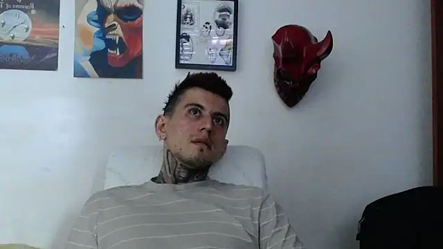 Erotic-Canvas69 online show from January 6, 6:34 pm