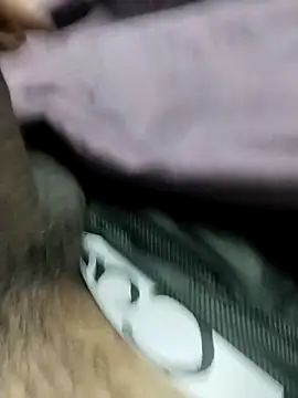 8inchhere online show from February 7, 6:02 pm