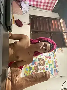 HugeNipsRosalinda online show from April 12, 7:43 am