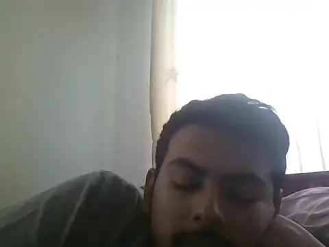 Mateotubbe online show from April 11, 8:45 pm