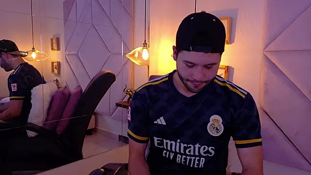 AndyKnoxx online show from March 3, 8:05 pm