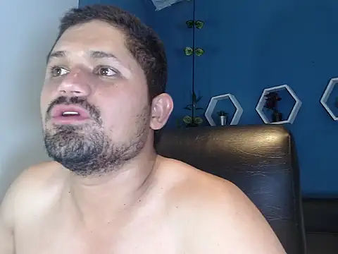 kartherpenerico23 online show from January 7, 10:59 pm