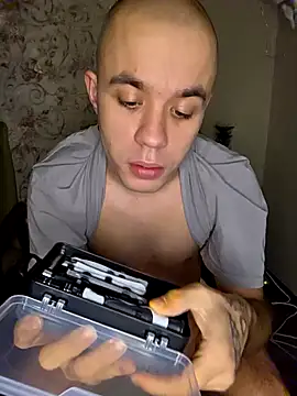 TvoY bOy1 online show from January 10, 7:28 pm