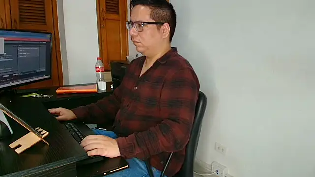 chubby16cm online show from January 10, 11:20 pm