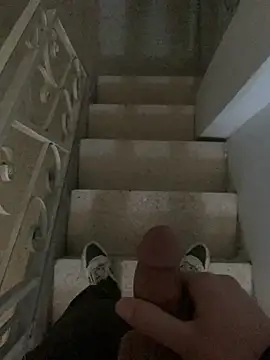 Wassimdz410 online show from March 12, 9:28 am