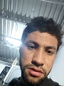 AlejandreBy online show from March 28, 2:45 am