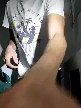 AlejandreBy online show from April 20, 4:59 am