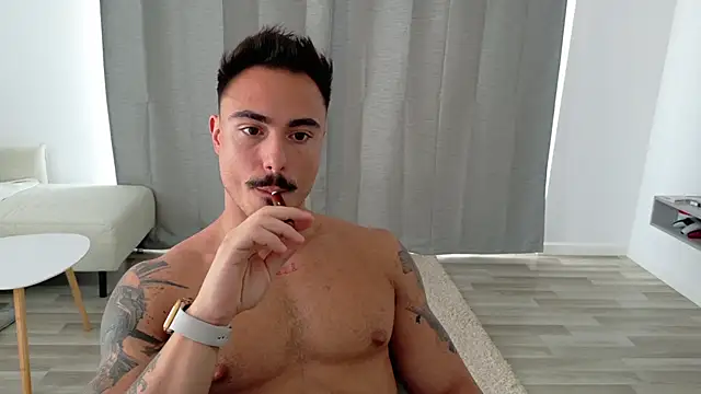 Master Lukas online show from May 19, 1:28 pm
