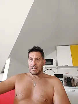 Snapshot of colosone chatting on September 22, 6:02 am colosone online show from September 22, 6:02 am