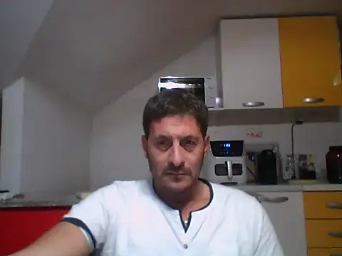 Snapshot of colosone chatting on October 23, 8:56 pm colosone online show from October 23, 8:56 pm